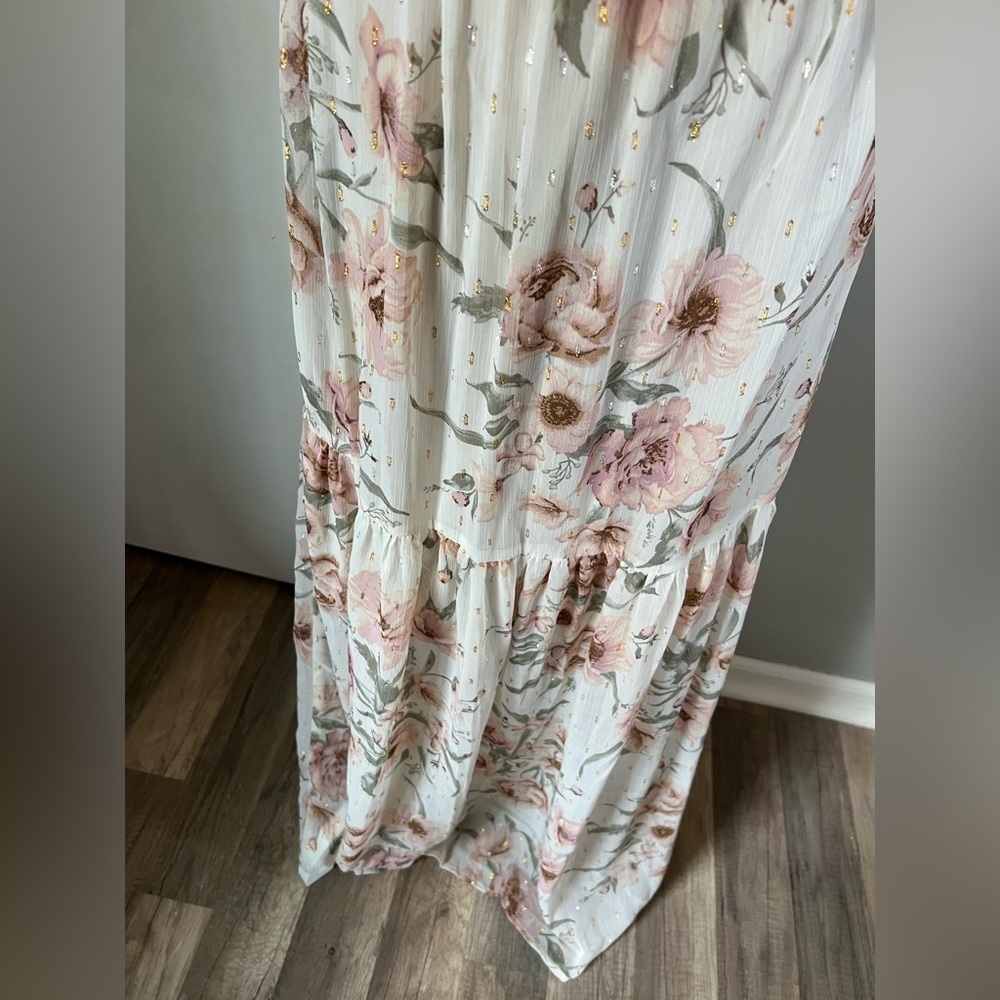NWT Love Stitch Woman’s White Flower Airy Lightweight Boho Maxi Dress Size Large - Picture 11 of 13